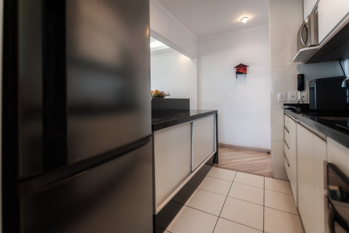 Apartamento à venda com 3 quartos, 158m² - Foto 18