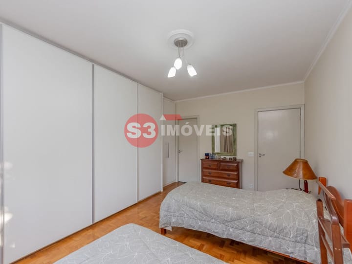 Casa à venda com 4 quartos, 237m² - Foto 17