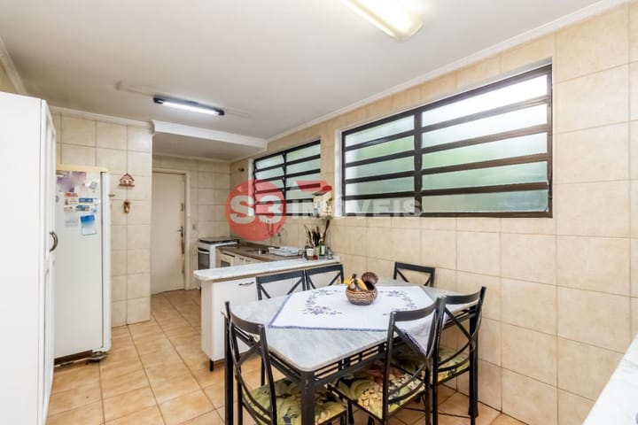 Casa à venda com 4 quartos, 167m² - Foto 7