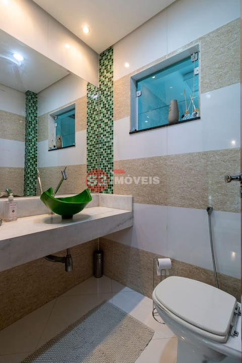 Casa à venda com 3 quartos, 169m² - Foto 8