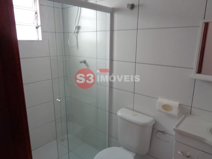 Casa à venda com 6 quartos, 250m² - Foto 35