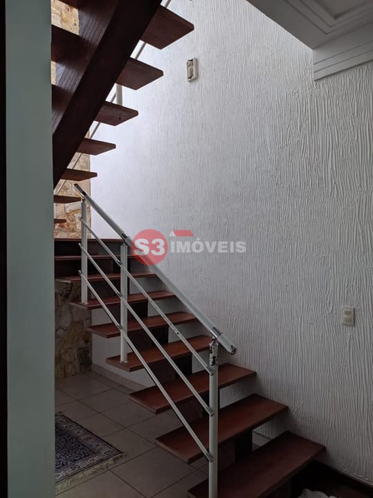 Casa à venda com 3 quartos, 330m² - Foto 15