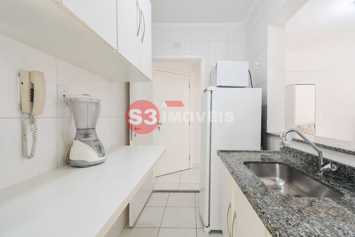 Apartamento à venda com 1 quarto, 45m² - Foto 13