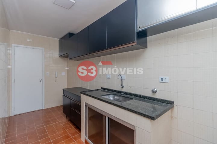 Apartamento à venda com 2 quartos, 70m² - Foto 21