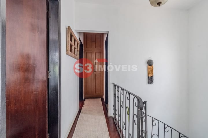 Casa à venda com 5 quartos, 200m² - Foto 43