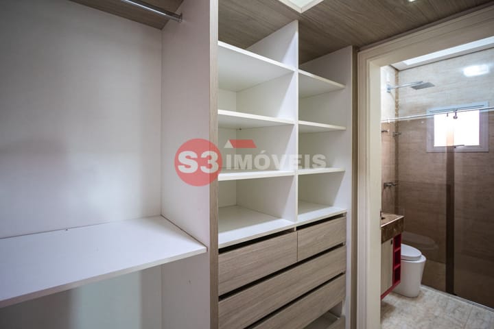 Casa à venda com 4 quartos, 381m² - Foto 24