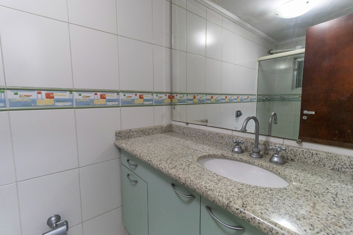 Apartamento à venda com 4 quartos, 140m² - Foto 22