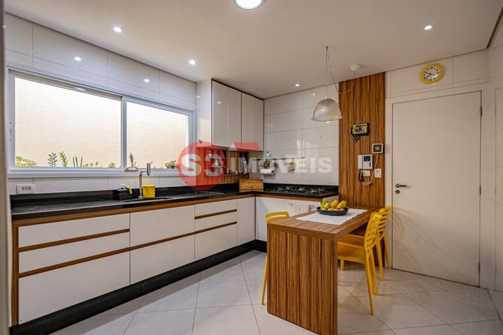 Casa à venda com 4 quartos, 188m² - Foto 25