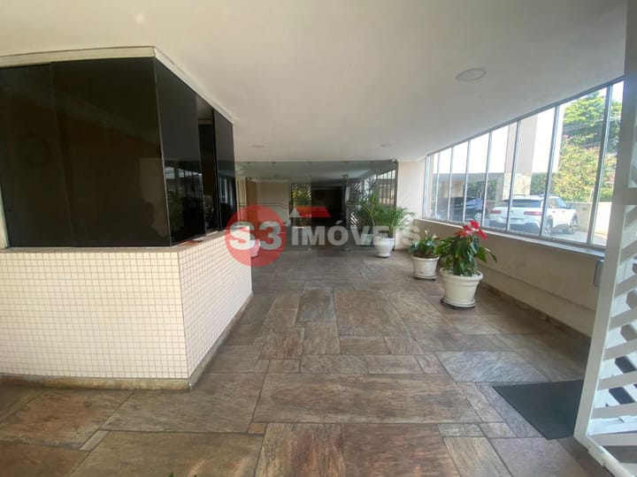 Apartamento à venda com 2 quartos, 62m² - Foto 29