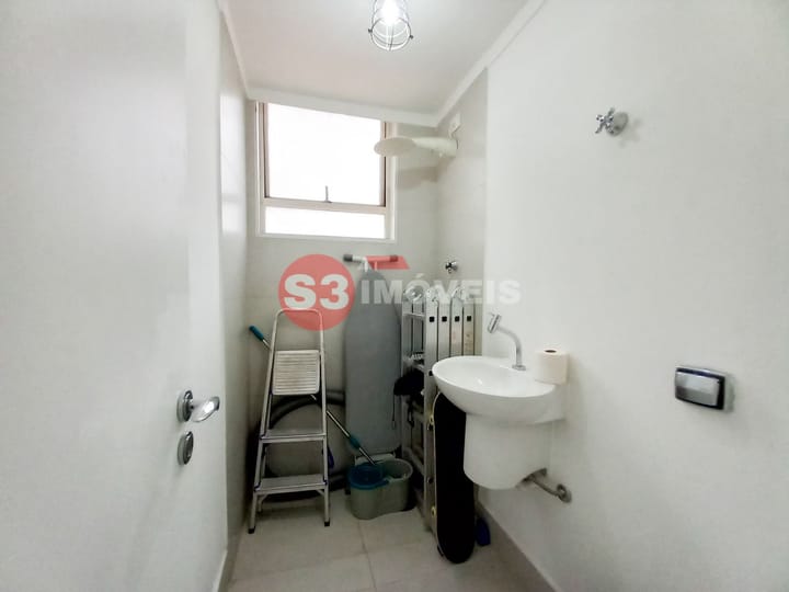 Apartamento à venda e aluguel com 3 quartos, 250m² - Foto 17