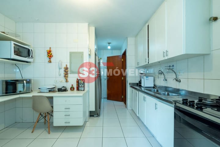 Apartamento à venda com 3 quartos, 130m² - Foto 27