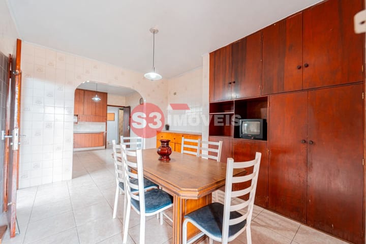 Casa à venda com 3 quartos, 289m² - Foto 12