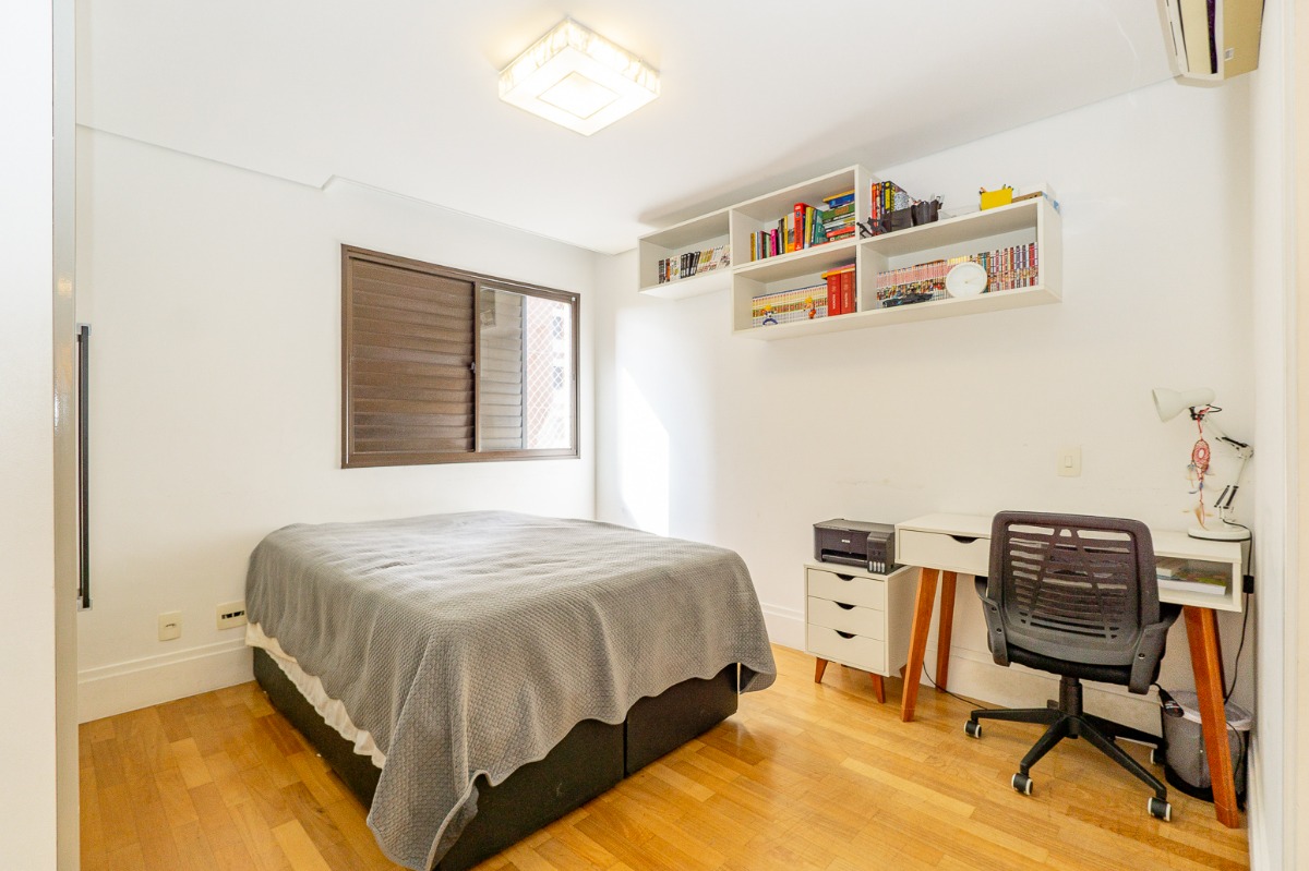 Apartamento à venda com 3 quartos, 167m² - Foto 24