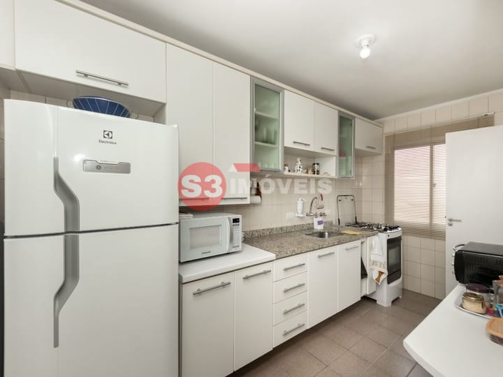 Apartamento à venda com 2 quartos, 63m² - Foto 15