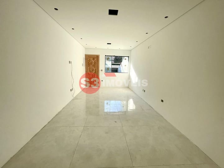 Casa à venda com 3 quartos, 207m² - Foto 2