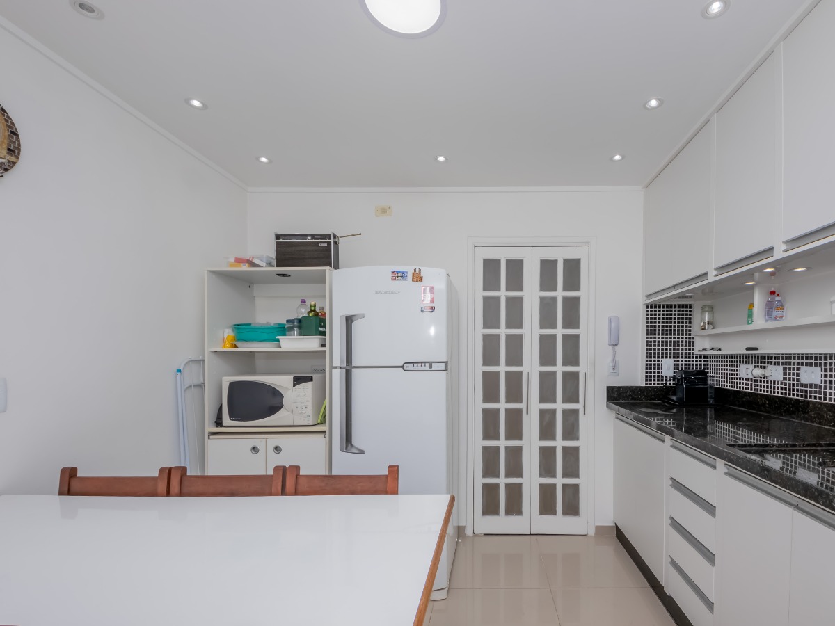 Apartamento à venda com 3 quartos, 74m² - Foto 18