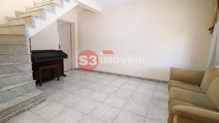 Casa à venda com 2 quartos, 110m² - Foto 5