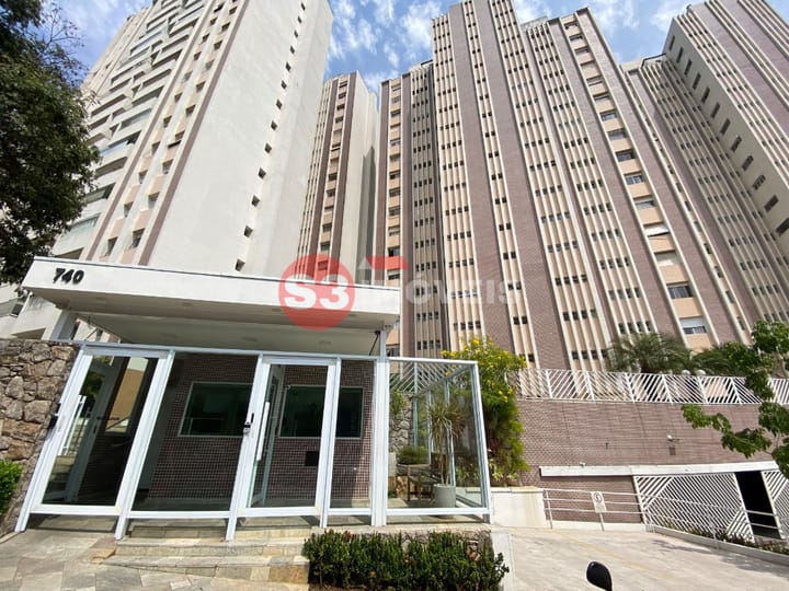 Apartamento à venda com 3 quartos, 185m² - Foto 32