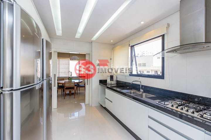 Apartamento à venda com 3 quartos, 247m² - Foto 24