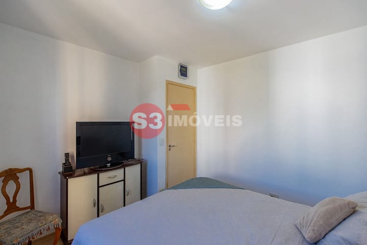 Apartamento à venda com 2 quartos, 64m² - Foto 25