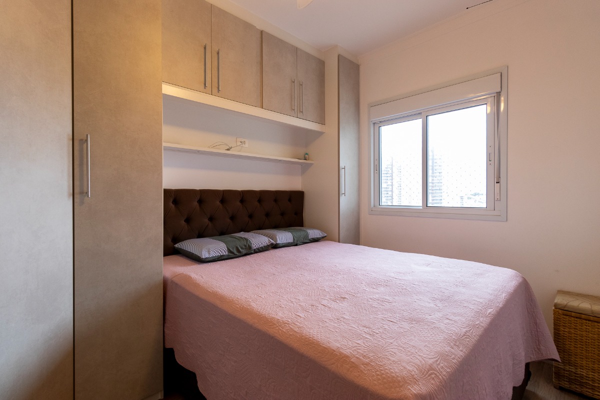 Apartamento à venda com 2 quartos, 65m² - Foto 14