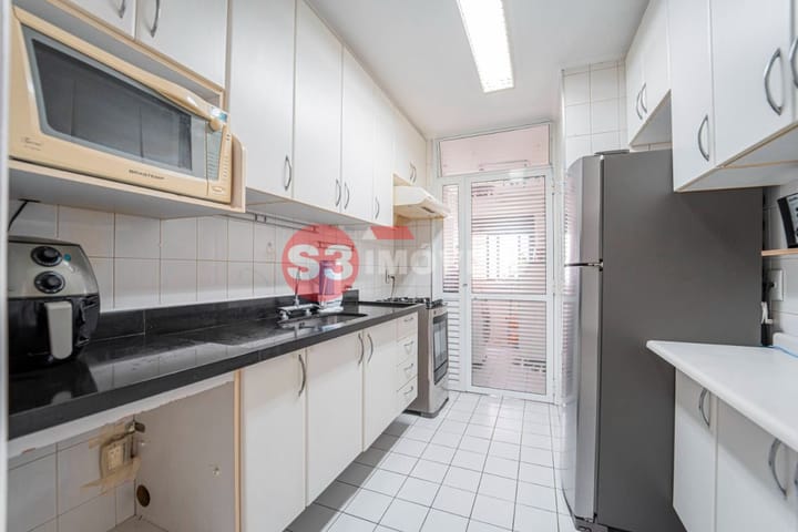 Apartamento à venda com 3 quartos, 90m² - Foto 11