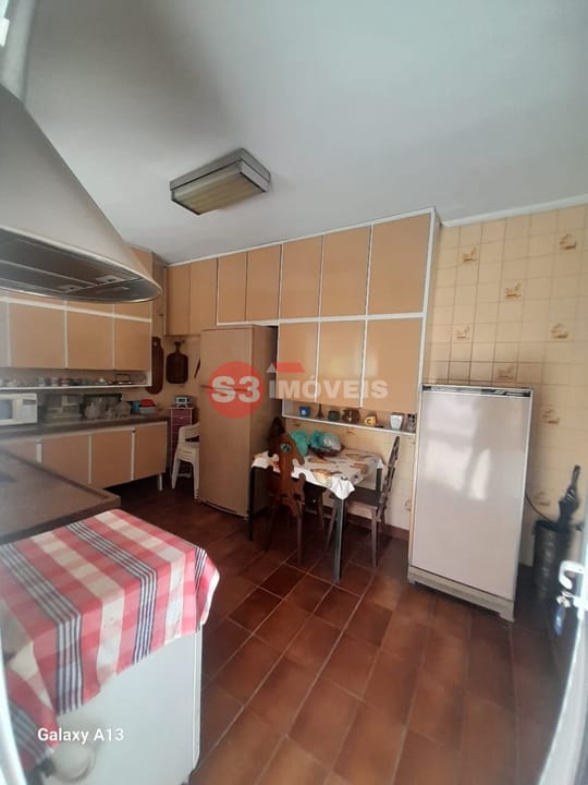 Casa à venda com 5 quartos, 219m² - Foto 47