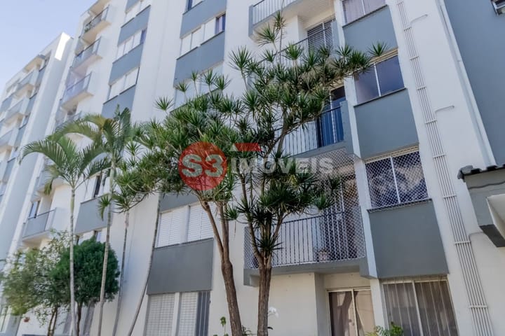 Apartamento à venda com 2 quartos, 62m² - Foto 17