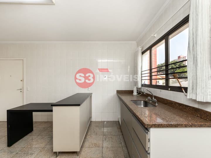 Apartamento à venda com 3 quartos, 117m² - Foto 29