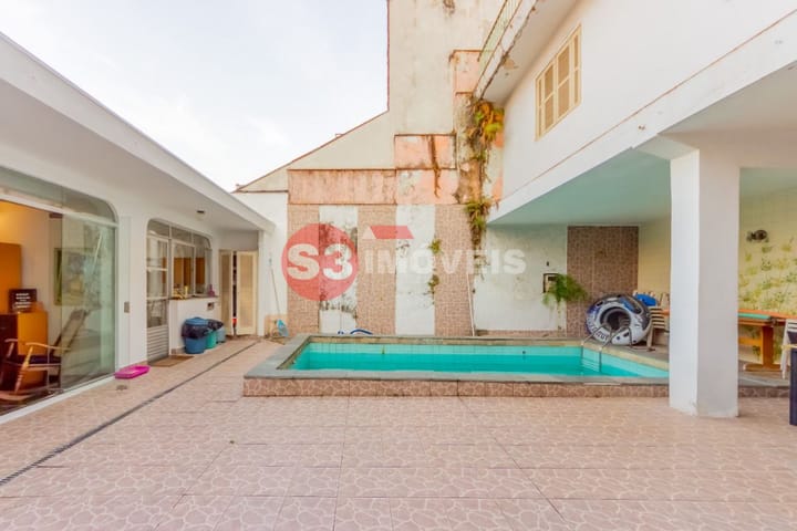 Casa à venda com 4 quartos, 361m² - Foto 25