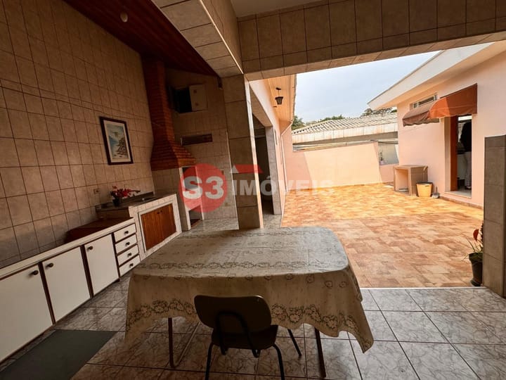 Casa à venda com 3 quartos, 178m² - Foto 27