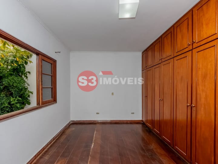 Casa à venda com 3 quartos, 250m² - Foto 17