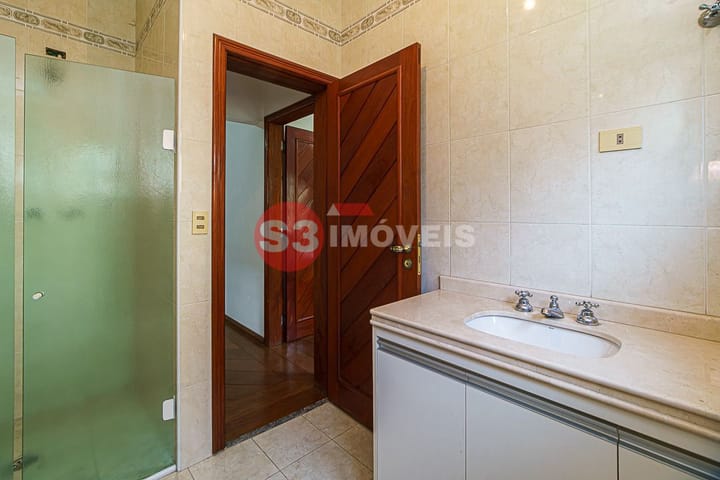 Casa à venda com 4 quartos, 560m² - Foto 6