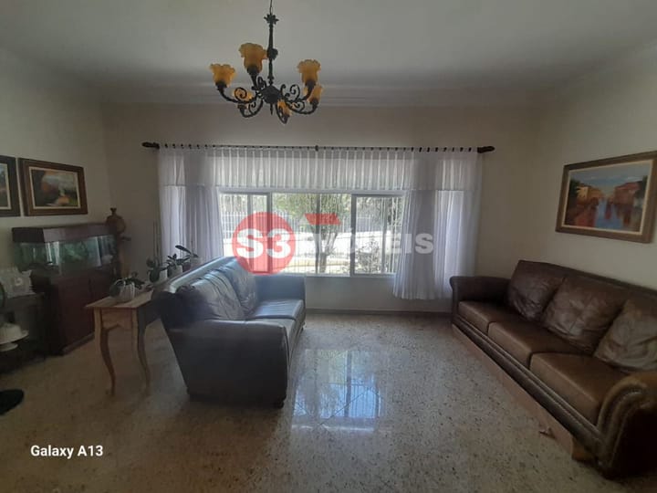 Casa à venda com 5 quartos, 219m² - Foto 9