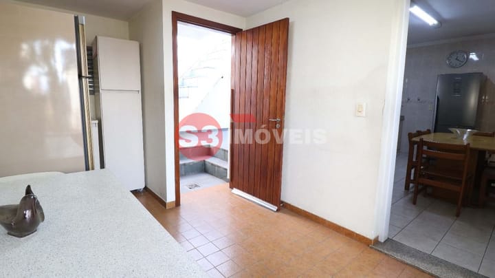 Casa à venda com 3 quartos, 150m² - Foto 30