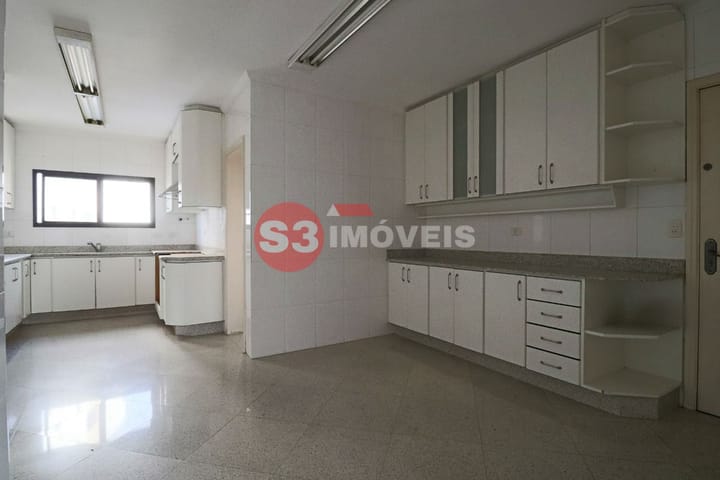 Apartamento à venda com 3 quartos, 153m² - Foto 25