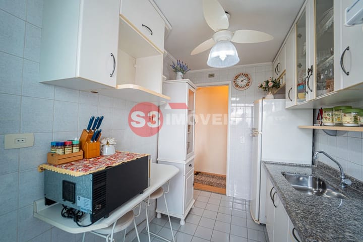 Apartamento à venda com 2 quartos, 60m² - Foto 28