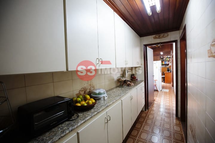 Casa à venda com 3 quartos, 150m² - Foto 35