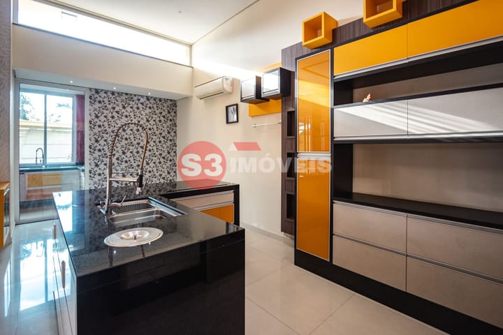 Casa à venda com 4 quartos, 381m² - Foto 19