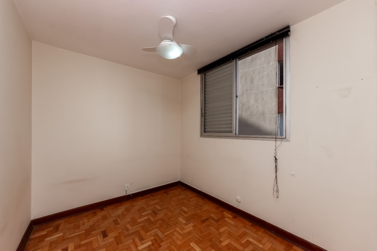 Apartamento à venda com 3 quartos, 117m² - Foto 12