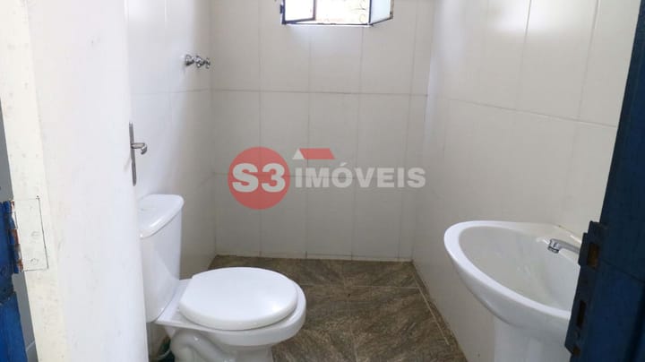 Casa à venda com 2 quartos, 140m² - Foto 13