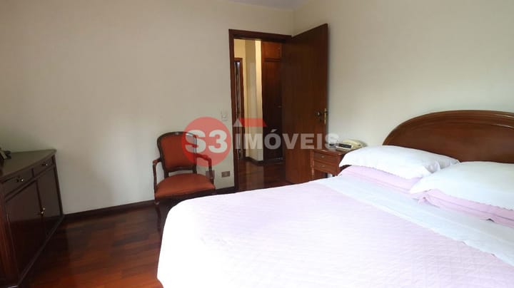 Apartamento à venda com 3 quartos, 200m² - Foto 32