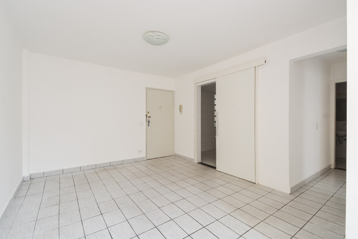 Apartamento à venda com 2 quartos, 75m² - Foto 5