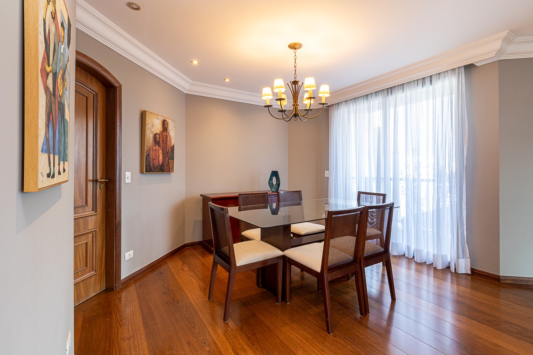 Apartamento à venda com 3 quartos, 160m² - Foto 4