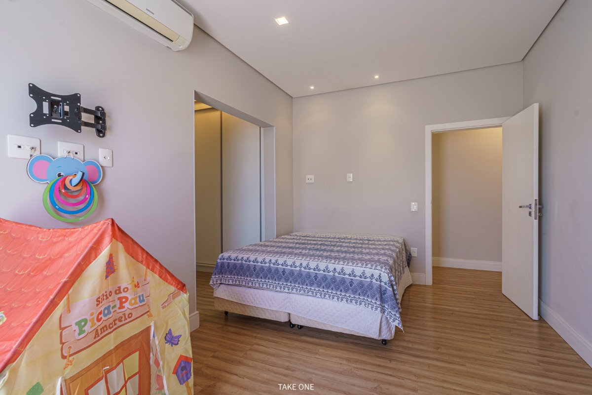 Casa de Condomínio à venda com 4 quartos, 321m² - Foto 29