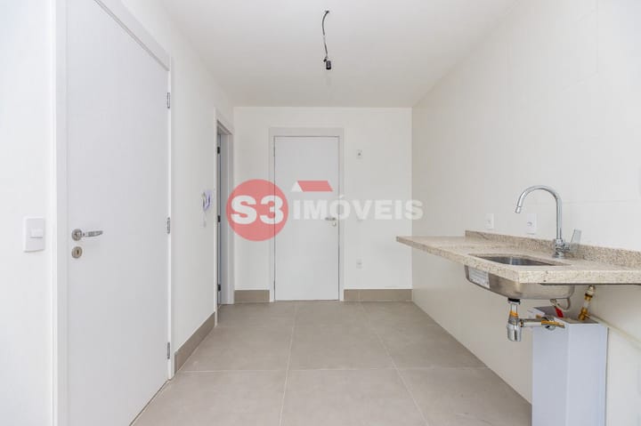 Apartamento à venda com 3 quartos, 125m² - Foto 32