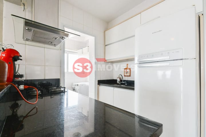 Apartamento à venda com 2 quartos, 82m² - Foto 18