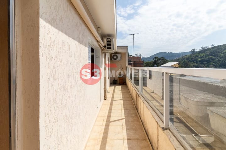 Casa à venda com 3 quartos, 125m² - Foto 9