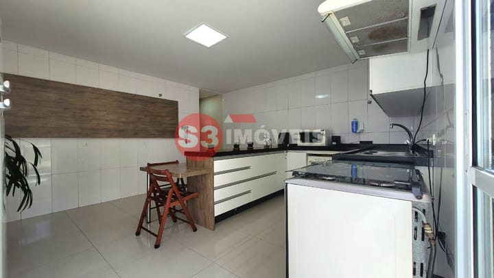 Casa à venda com 3 quartos, 245m² - Foto 43