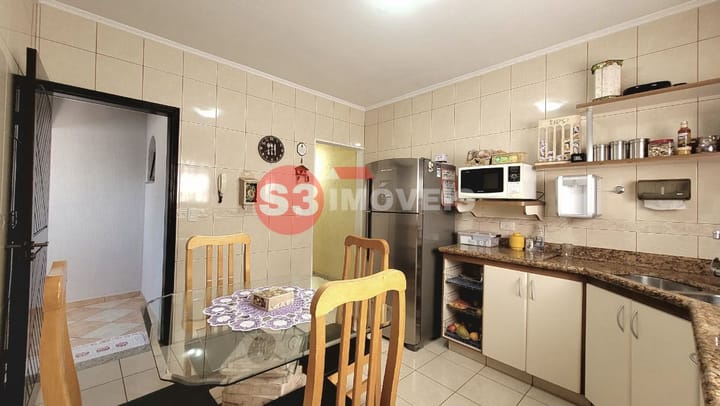 Casa à venda com 2 quartos, 196m² - Foto 12